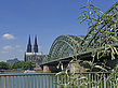 Hohenzollernbrücke am Kölner Dom Fotos