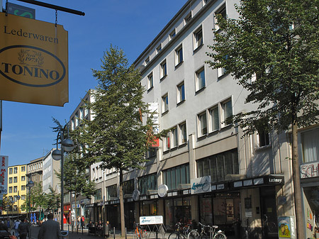 Foto Laeden auf der Breiten Straße - Köln