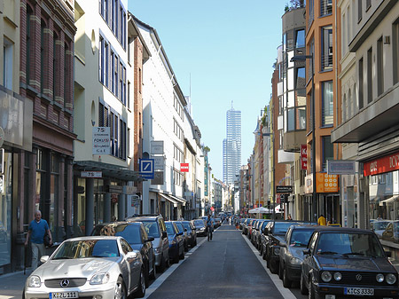 Blick vom Friesenwall auf Kölnturm Foto 