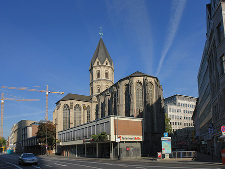 St Andreas mit Komödienstraße